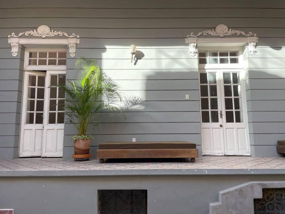 Вилла Casa Santa Maria La Ribera Мехико Экстерьер фото